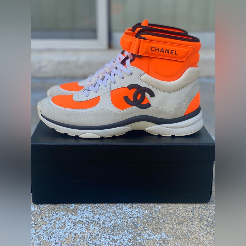 Women Chanel Sneakers